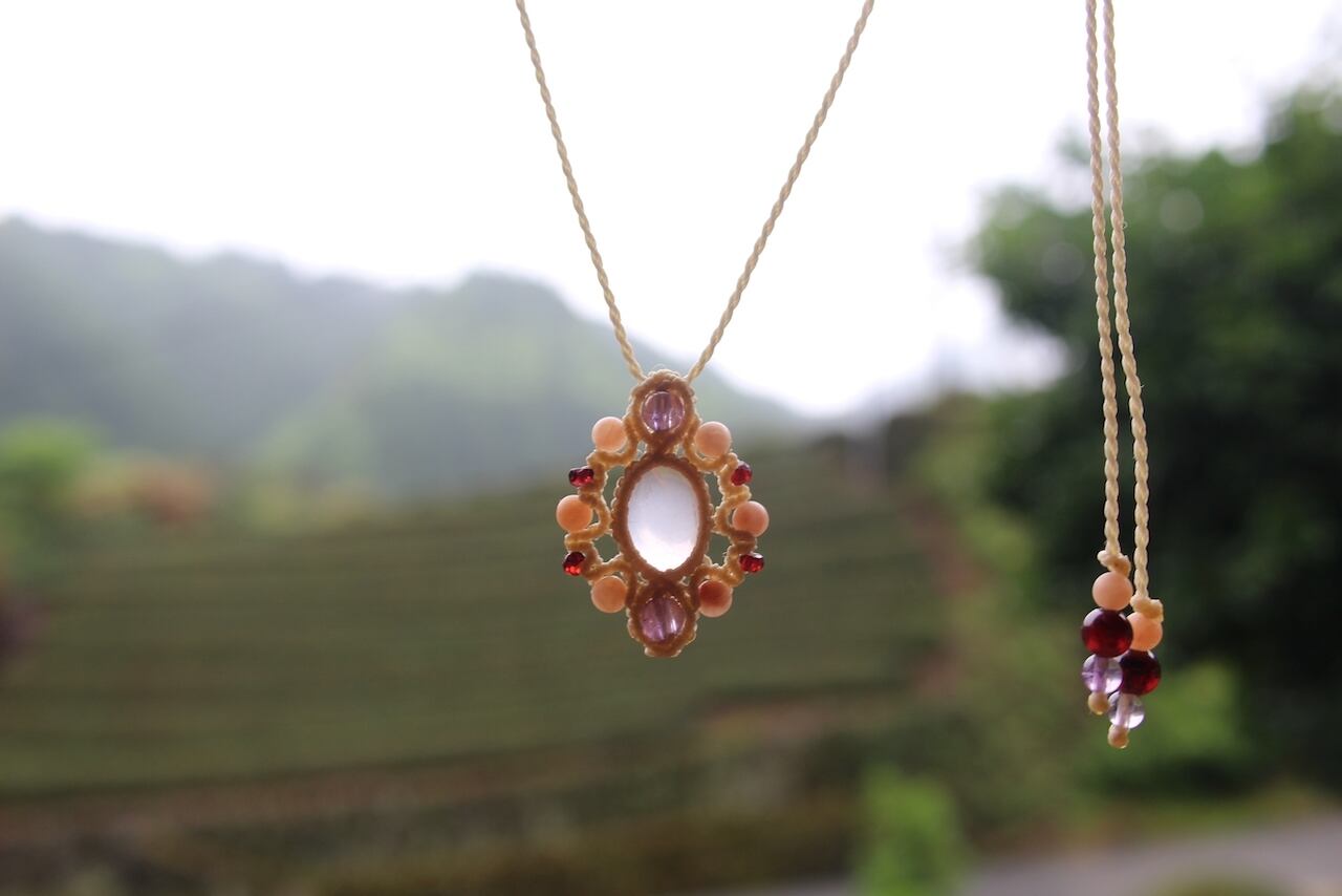 Rose quartz stone mandala micromacrame pendant