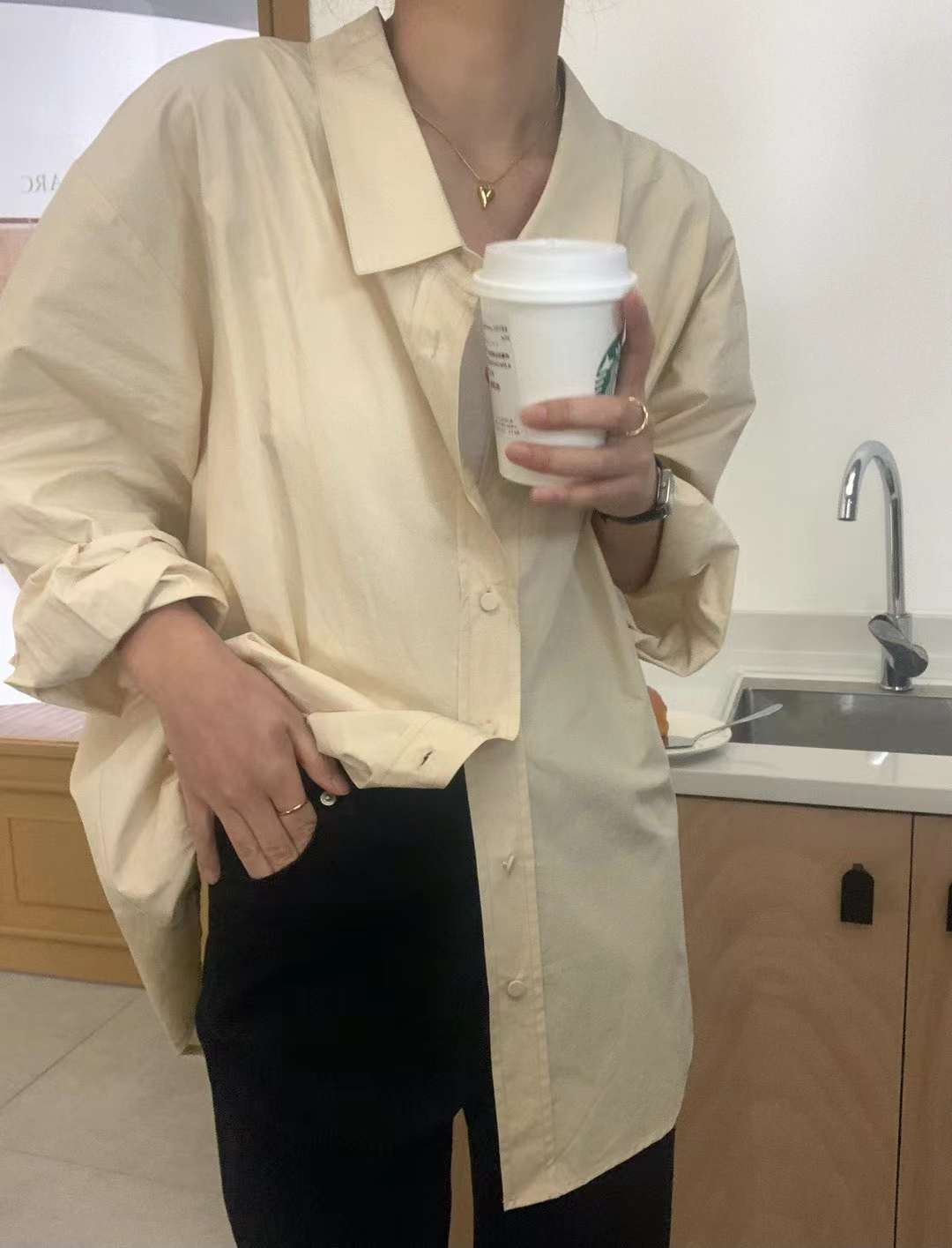 ペールカラー　Vネックブラウス　AJ2085-2301