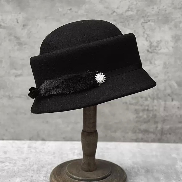 lady elegant fur hat