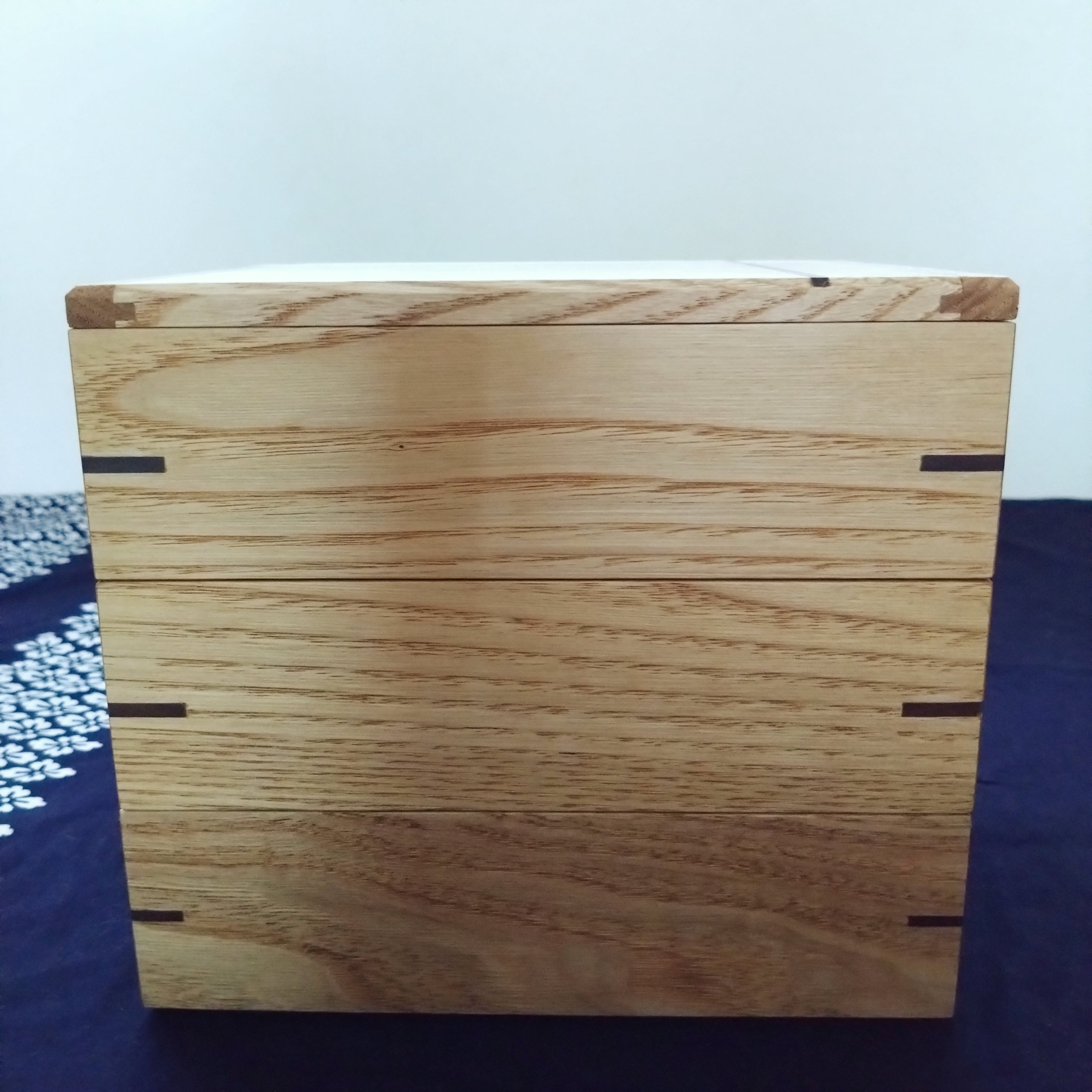 重箱型 小物収納箱(3段) ｜ 木製 無垢 栗(クリ) | MIYABI WOODWORKS