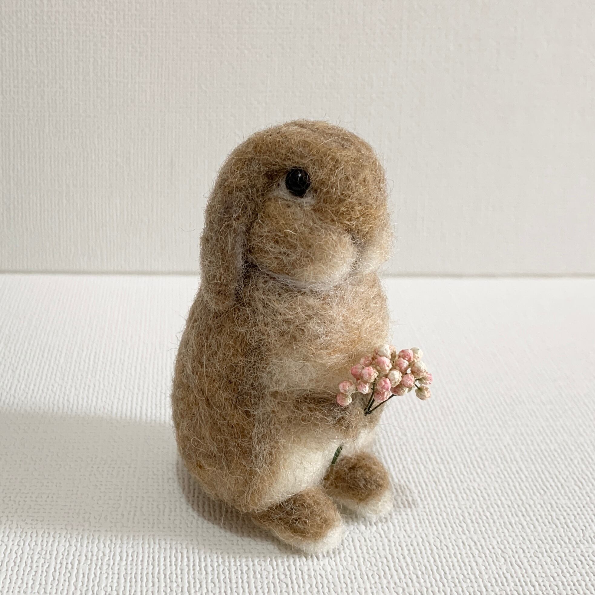 羊毛フェルト うさぎのバッグチャーム うたっち ホーランドロップ