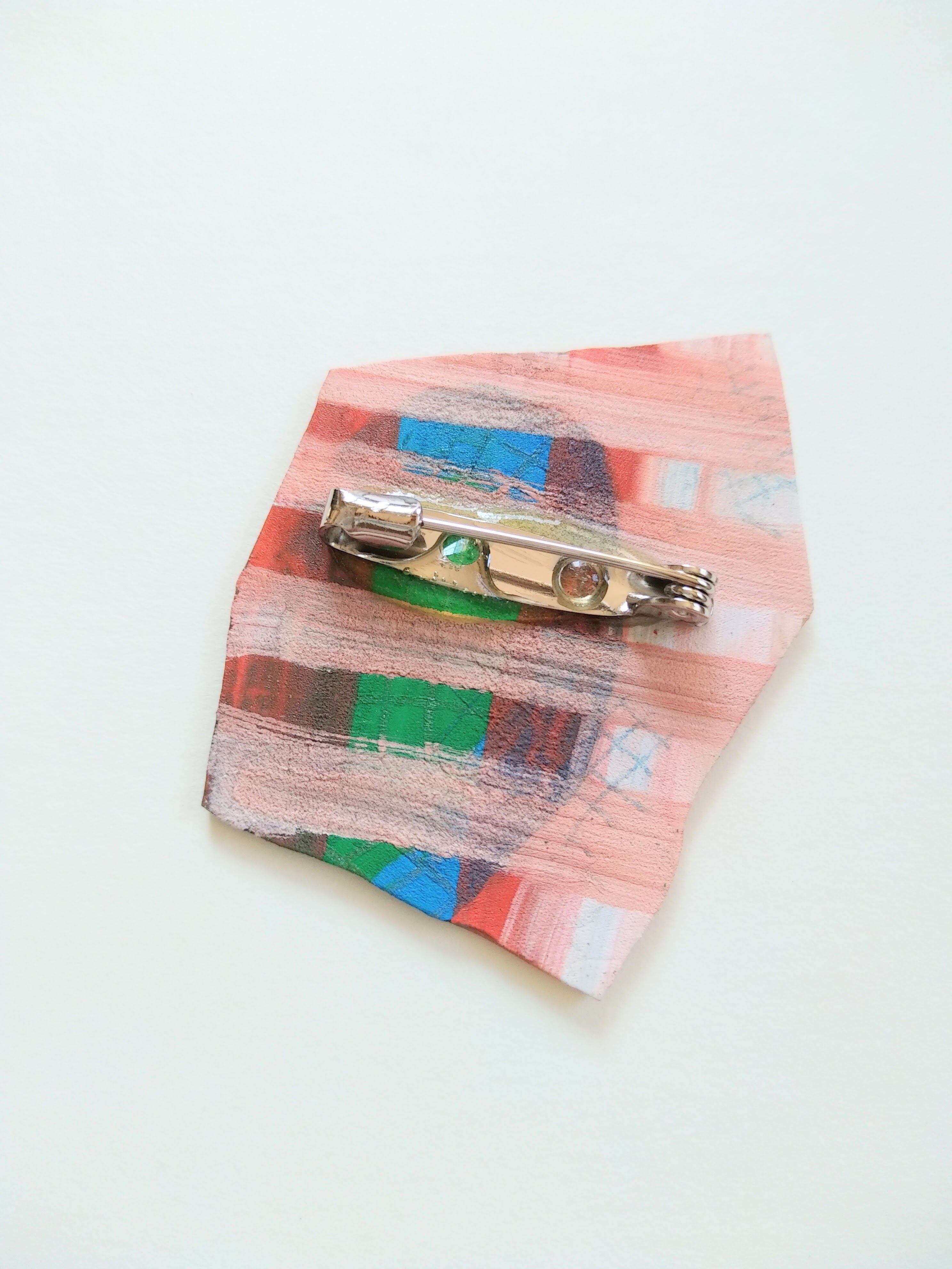 カケラ ブローチ 「モヨウ」