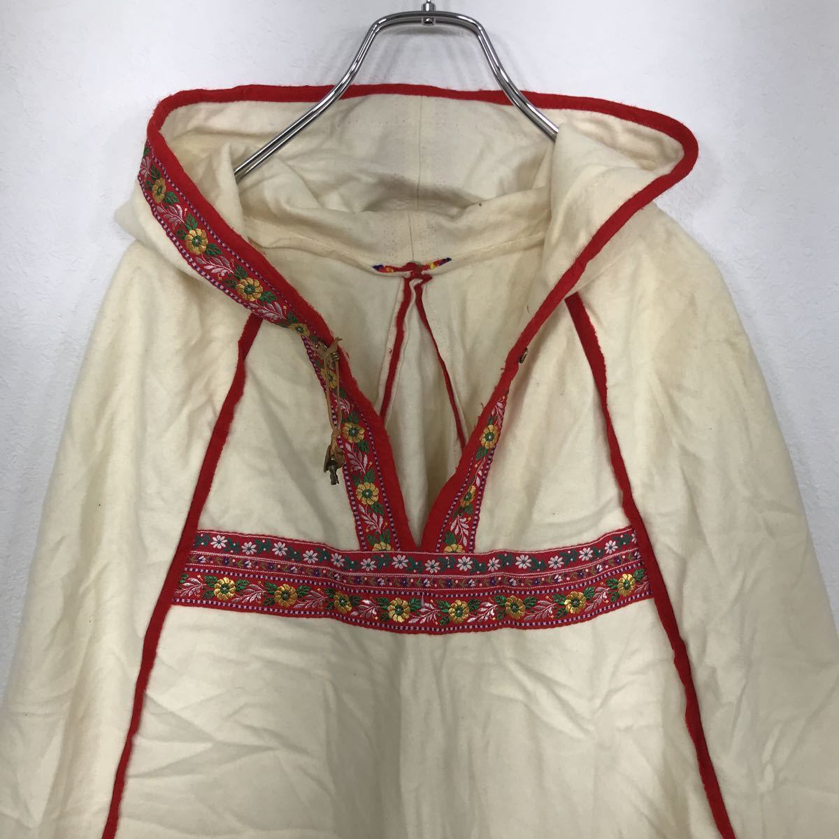 新品 未着用 アメリカーナ フーディポンチョ オルテガフード付きネイティブアメリカン柄大判ポンチョストール