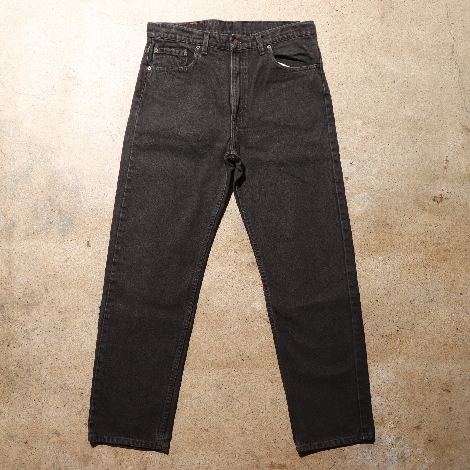 36×30 Levi