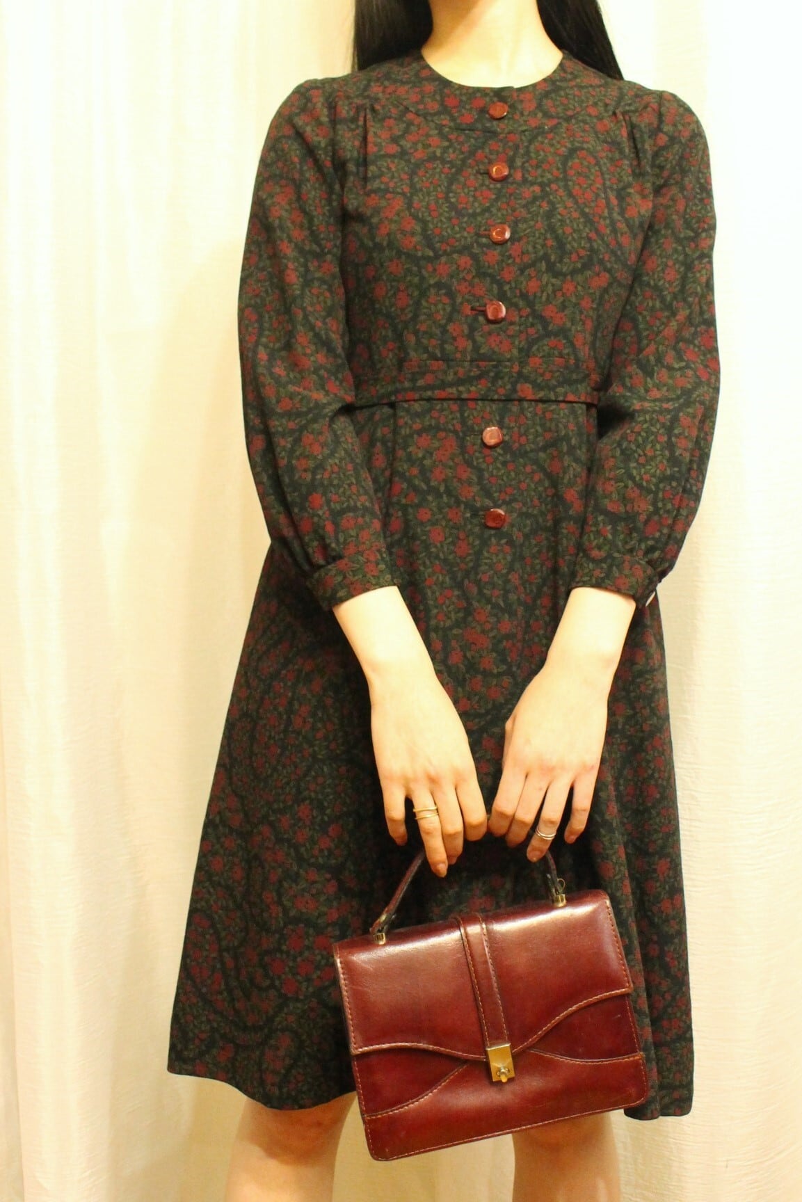 小花柄レトロワンピ ブラック