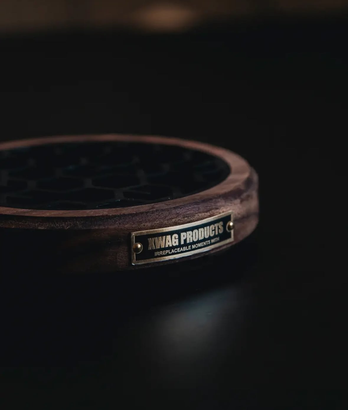 X-WAG PRODUCTS】X-TAGE WALNUT 【ROUND M】 | L.S.A outdoor（lsa）