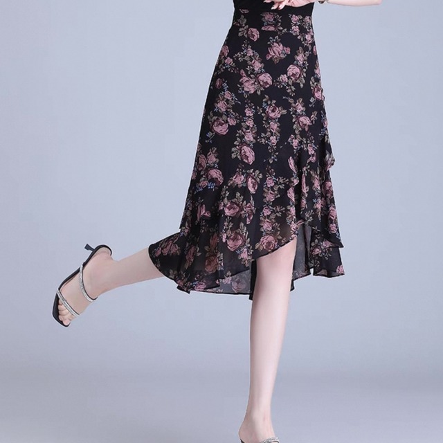 【送料無料】 ロングスカート 3色 アシンメトリー フレア Aライン ハイウエスト 薄手 フリル かわいい 大人可愛い きれいめ シンプル カジュアル 大人 上品 おしゃれ お洒落 こなれ感 コンサバ系 ラフ エレガント レディライク 花柄 夏 20代 30代 40代 レディース 女性用 ママ服 デート お出かけ お呼ばれ 休日 アウトドア お茶会 女子会 授業参観 誕生日会 着回し 普段使い ファッション コーデ スタイル 楽ちん 体型カバー 脚長 定番 着痩せ 垢抜け