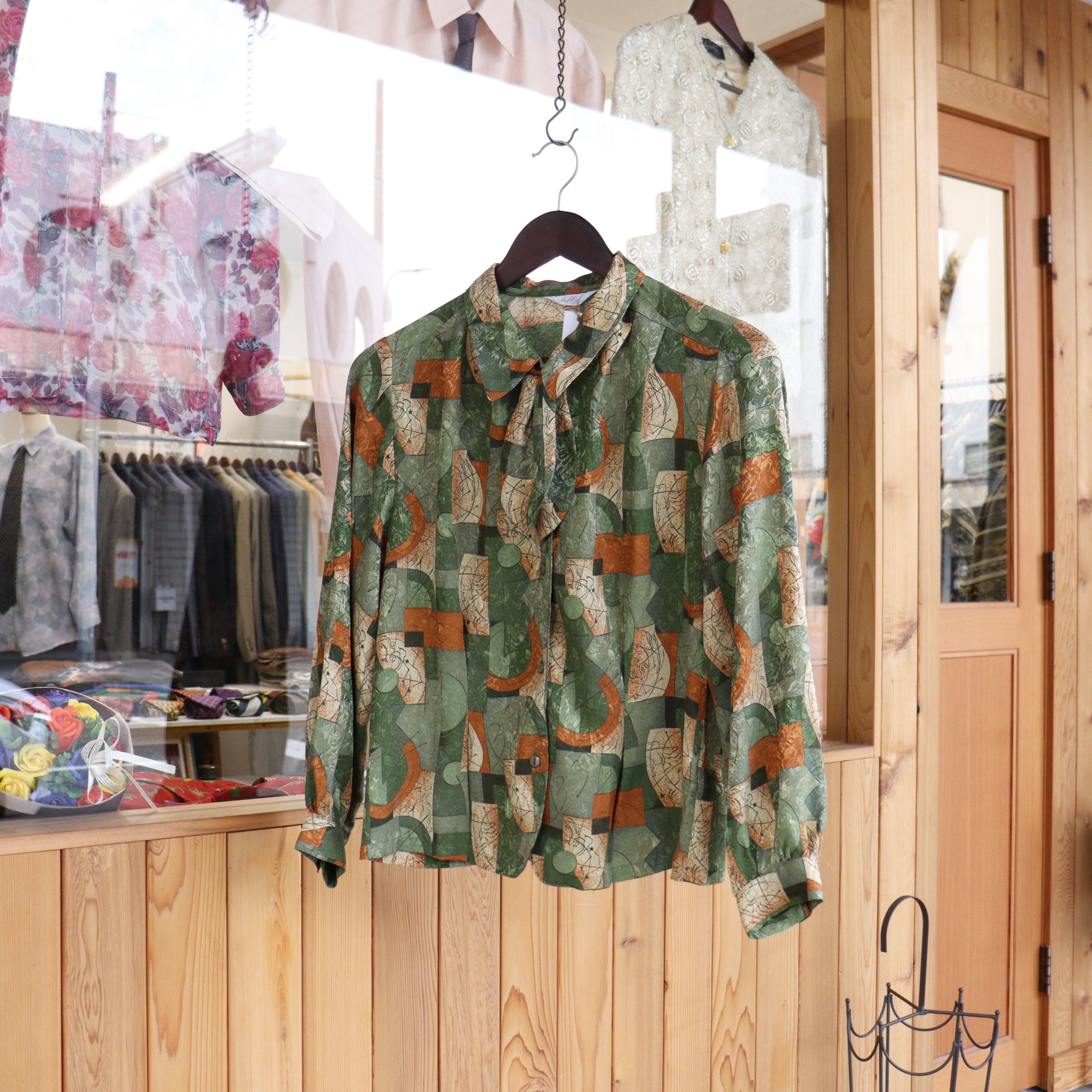 vintage retro blouse