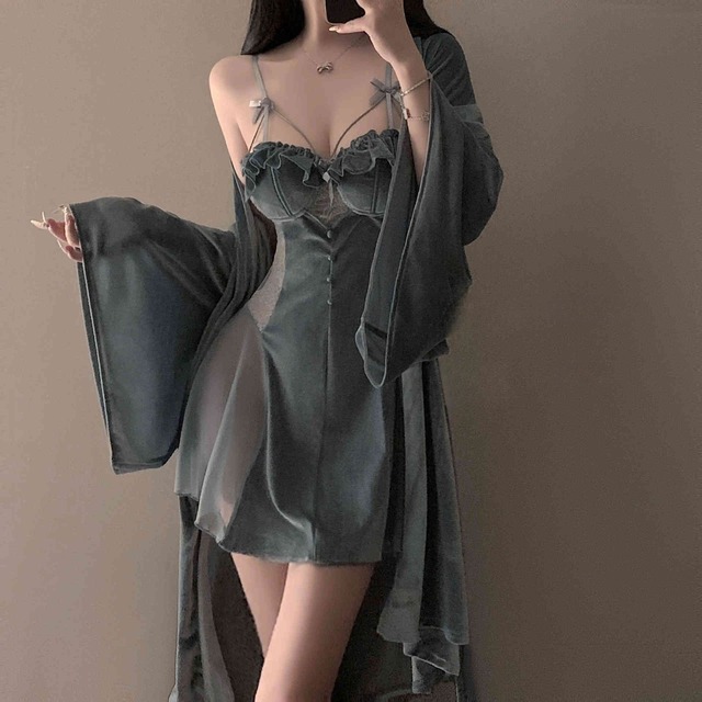 ヴェルヴェットレースランジェリーセット【No.2698】/かわいいレディースコスプレ衣装