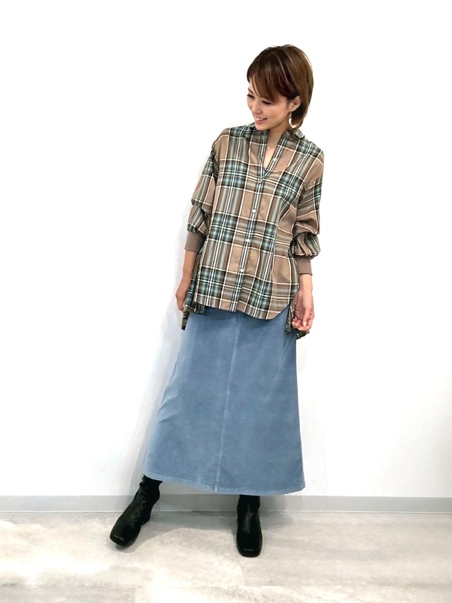 サイドプリーツチェックシャツ