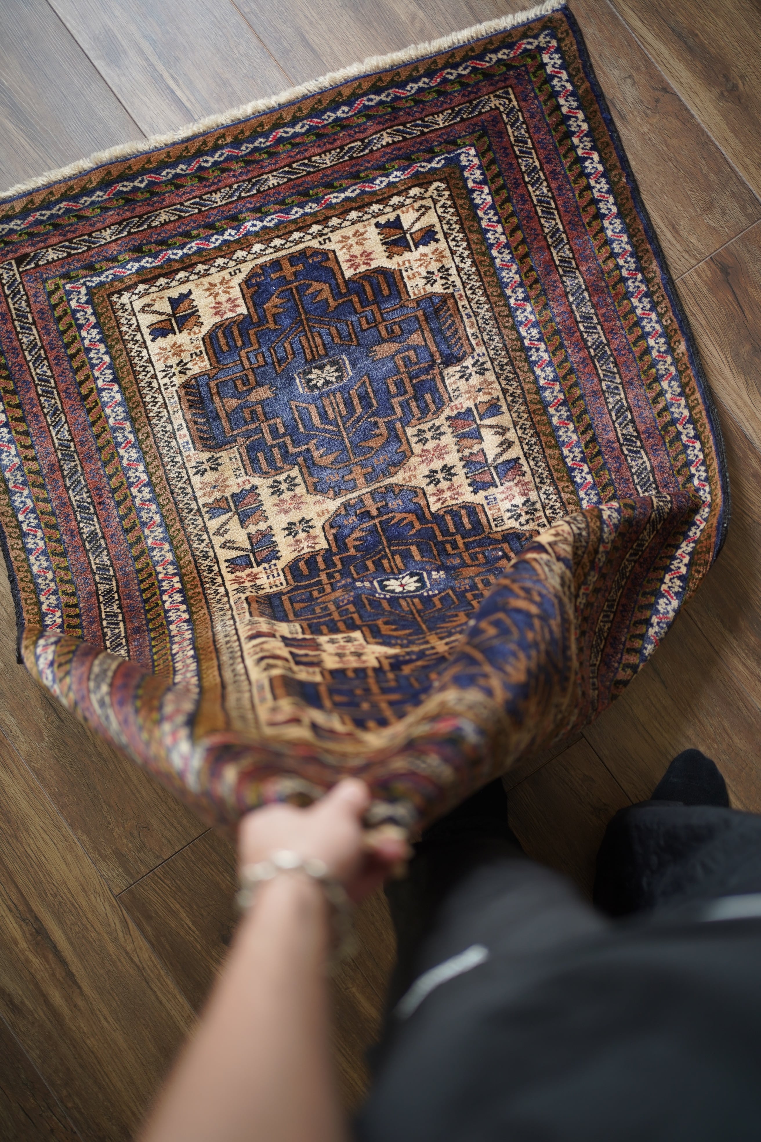 ヴィンテージラグ専門店 TIME RUG （ペルシャ絨毯・トライバルラグ）
