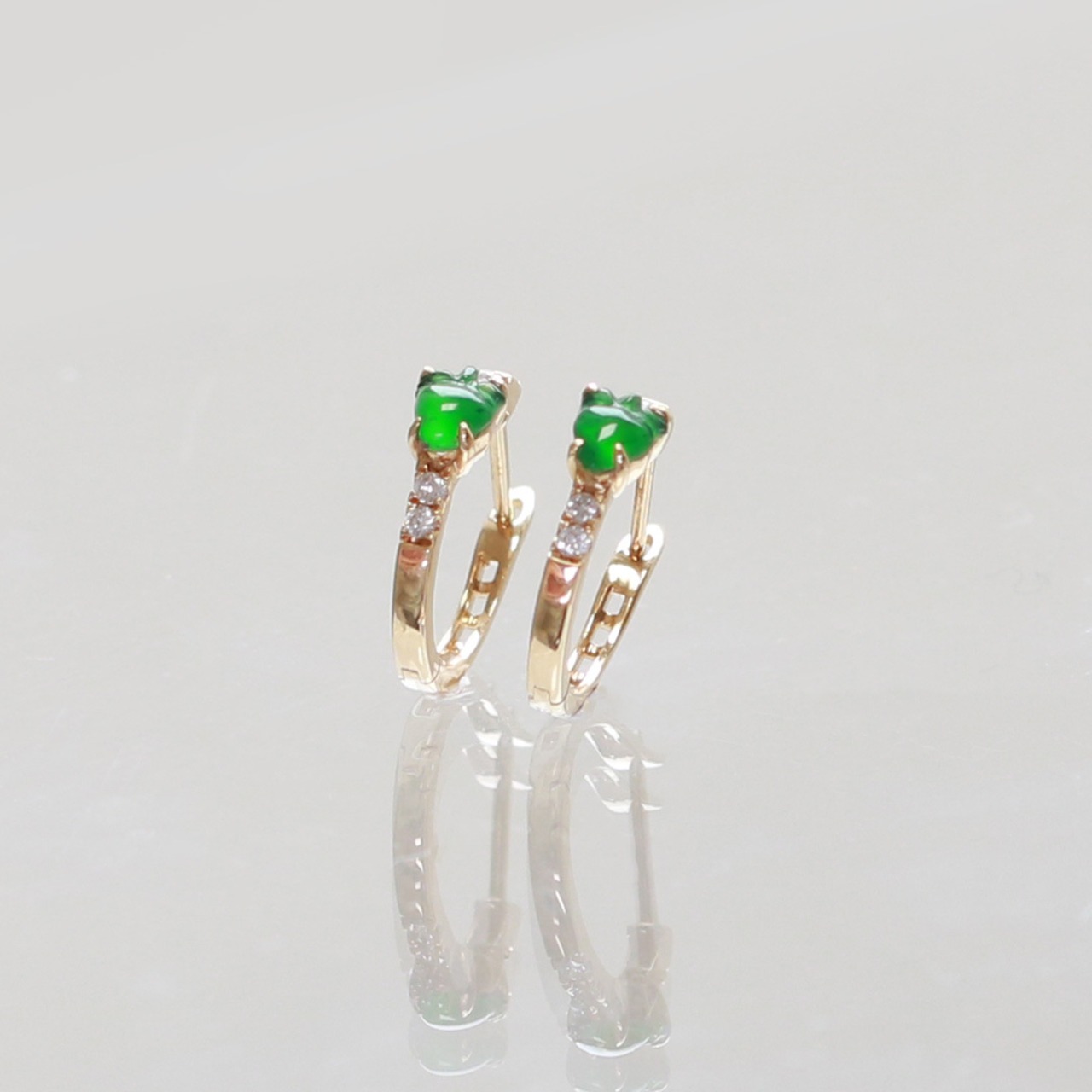 キラキラと輝く翡翠ピアスleaf diamond hoop！！　A貨翡翠  jd_mm1169