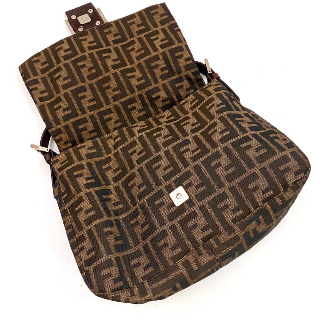 美品】FENDI マンマバケット ズッカ ショルダーバック 総柄 美品