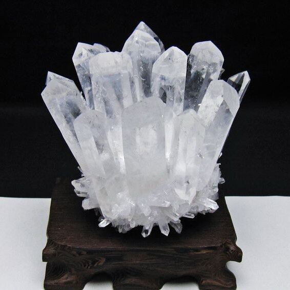 水晶 クラスター 水晶 原石 台座付属 一点物 おまかせ便 182-8592