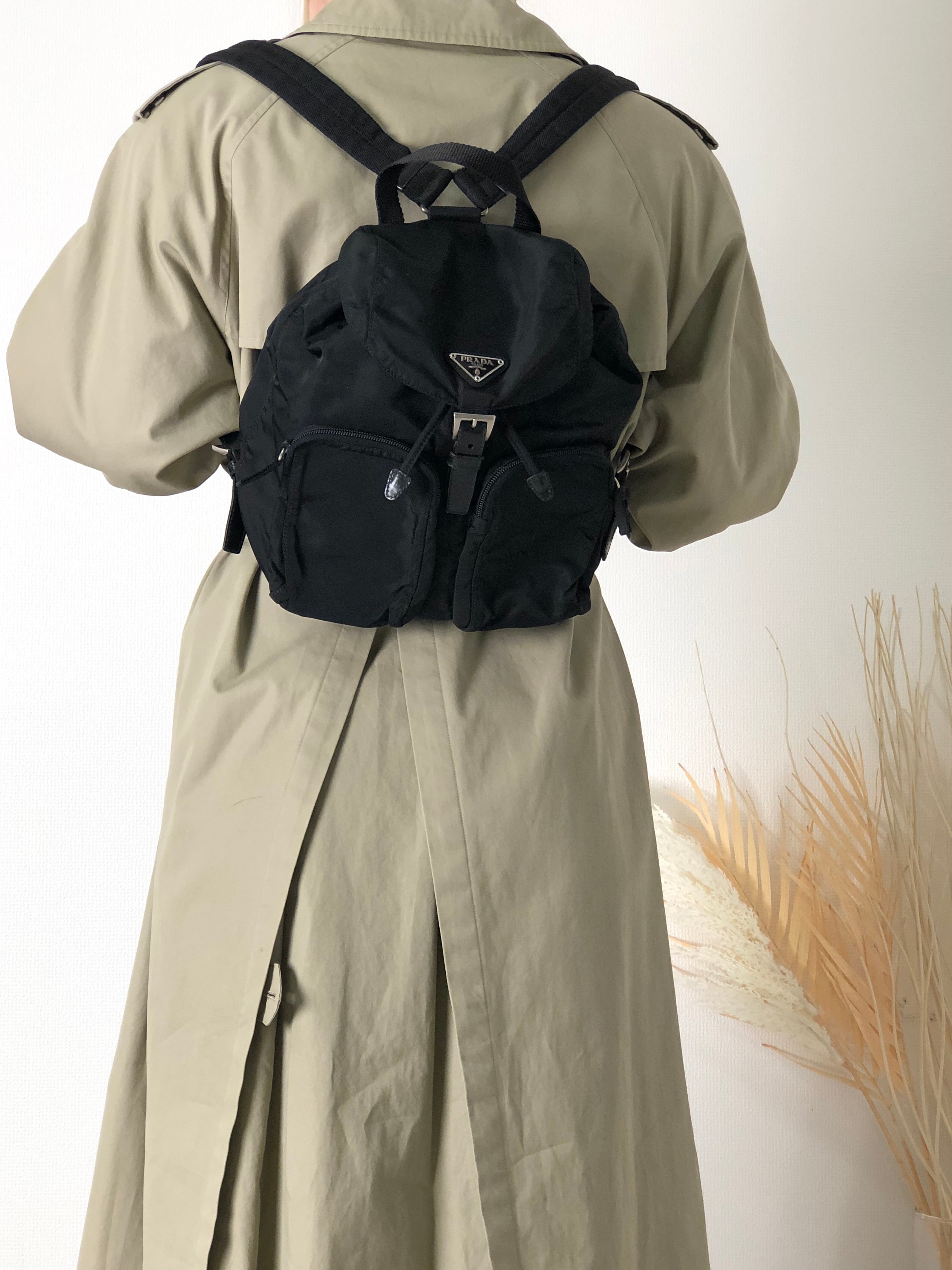 日本直送 名牌中古包 】PRADA プラダ トライアングルロゴ ナイロン