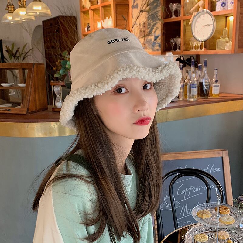 ウール刺繍オータムウィンターソリッド カラー 帽子 秋物 冬物 ソリッドカラー ブラック・アイド・ピーズ42126462777