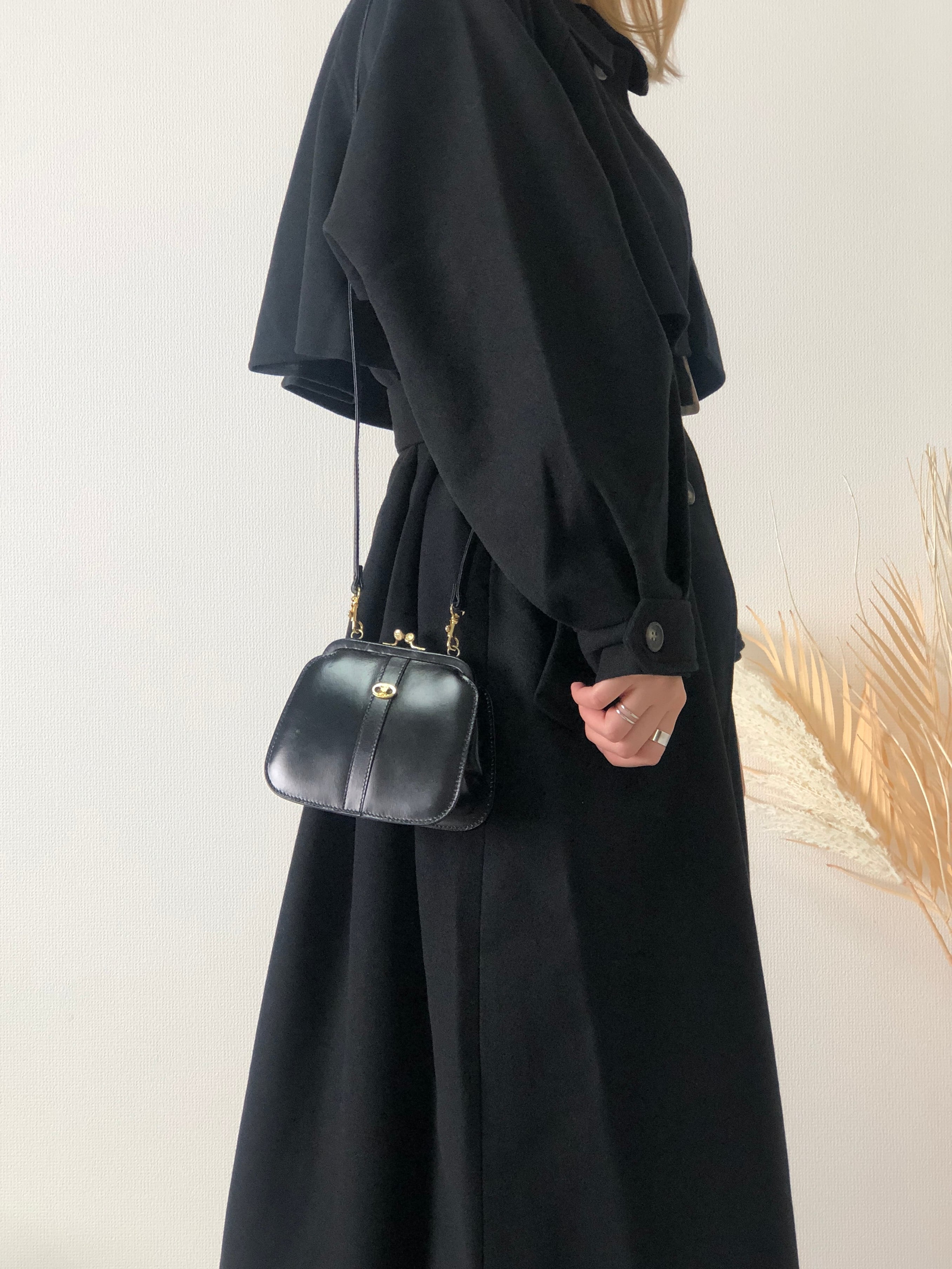 セリーヌ レザーショルダーバッグ トリオンフ ヴィンテージ がま口 ブラック CELINE - セリーヌ レザーショルダーバッグ トリオンフ ヴィンテージ