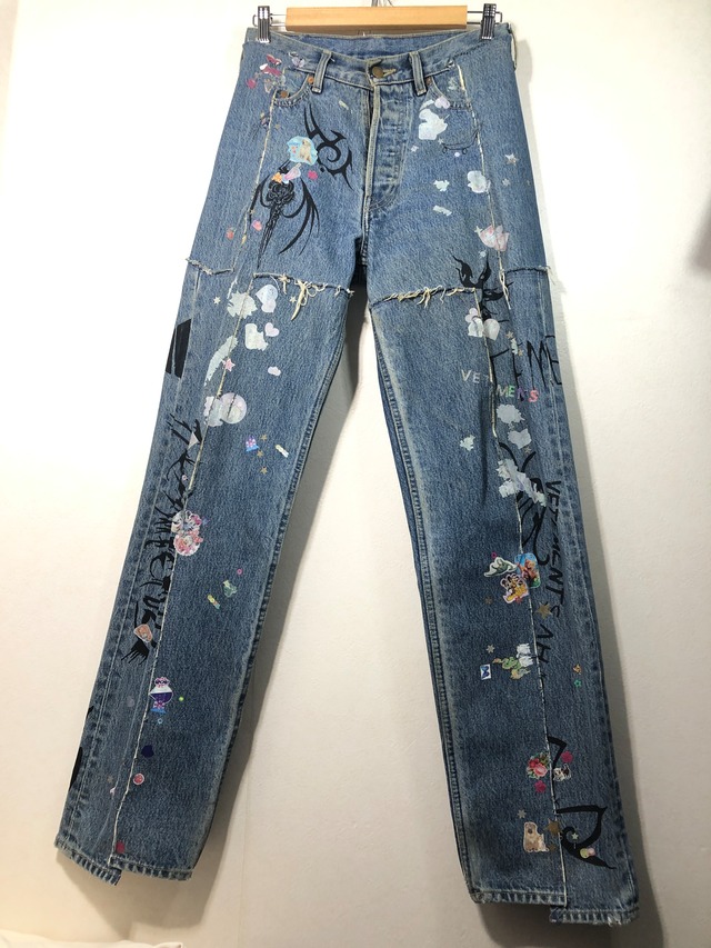 030951 VETEMENTS LEVI 