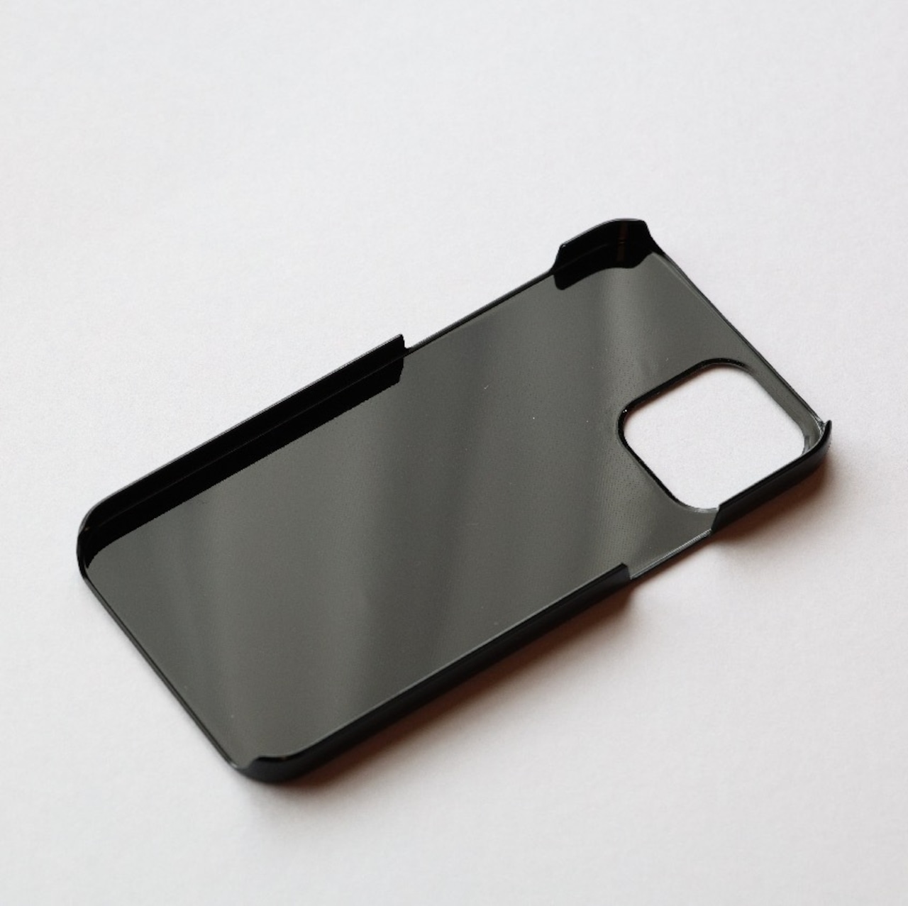 【iPhone12/12Pro/OUTLET】黒桜 - 和風 立体型 iPhoneケース / T003000K【Three-dimensional】