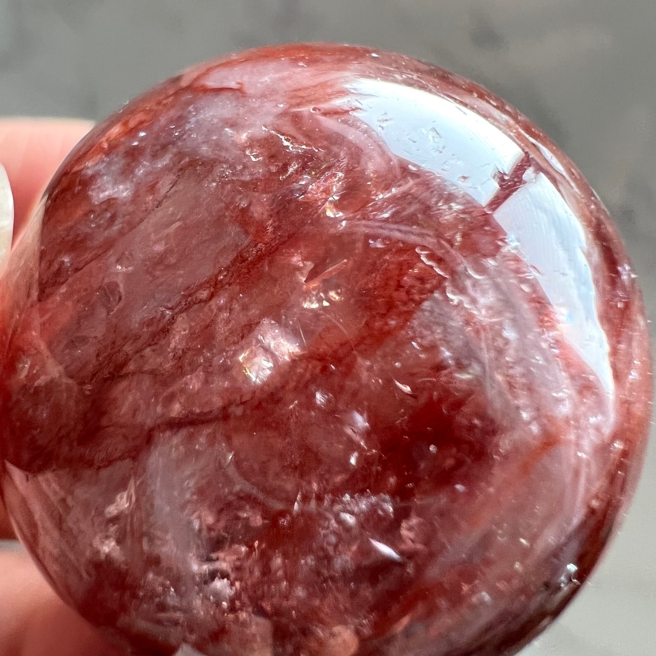 ヒマラヤレッドクォーツB*ヘマタイトインクォーツ*スフィア*マニカラン水晶*天然石インテリア*パワーストーン*置き物