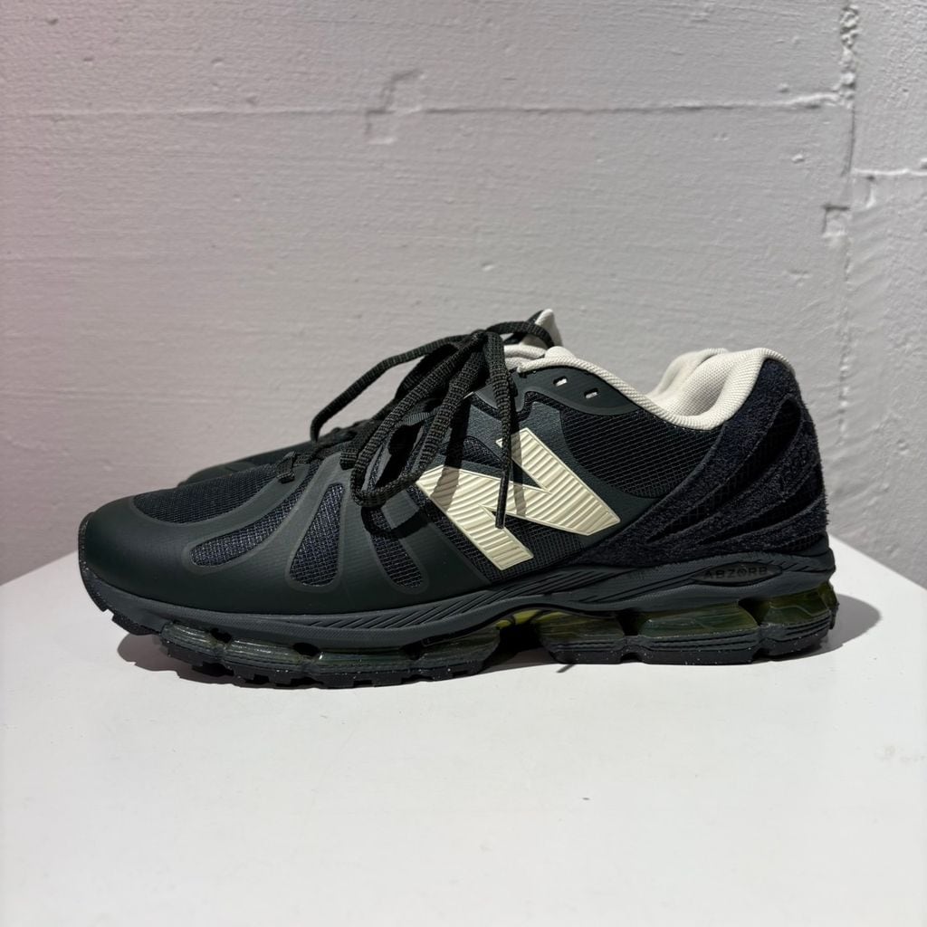 NEW BALANCE × STONE ISLAND ニューバランス ストーンアイランド