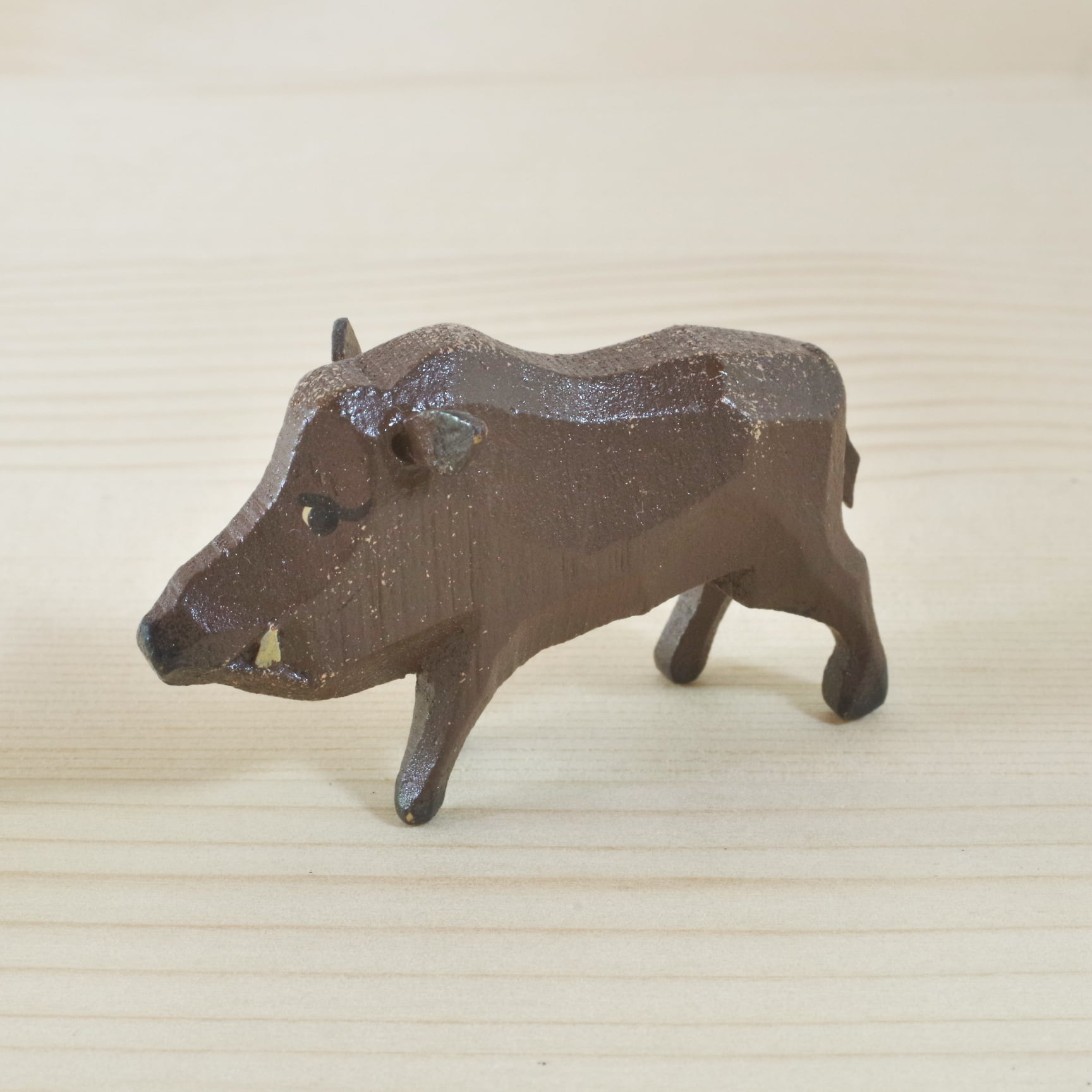 ヴェルナー イノシシの家族 | 木のおもちゃ専門店 おもちゃ箱 イカロス