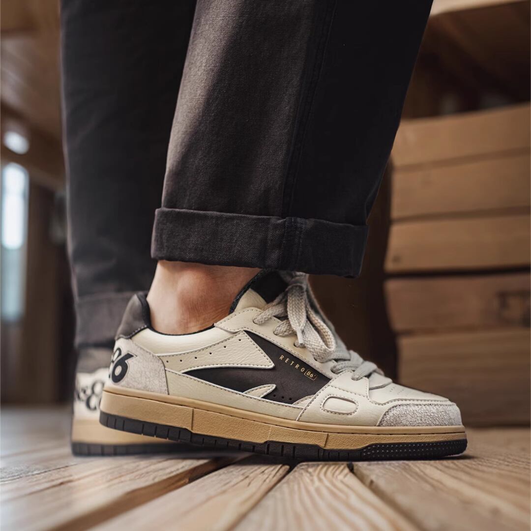 レトロ80s風 パンチングディテール スニーカー A18791