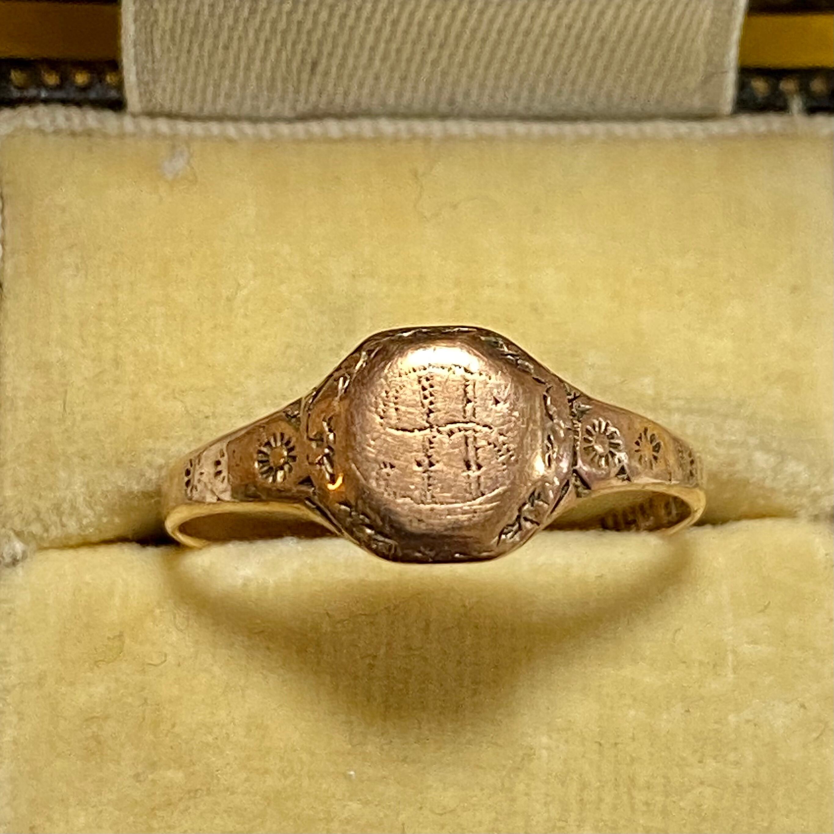 イギリス ヴィンテージ シグネットリング ピンクゴールド デイジーリング アンティークジュエリー Daisyring