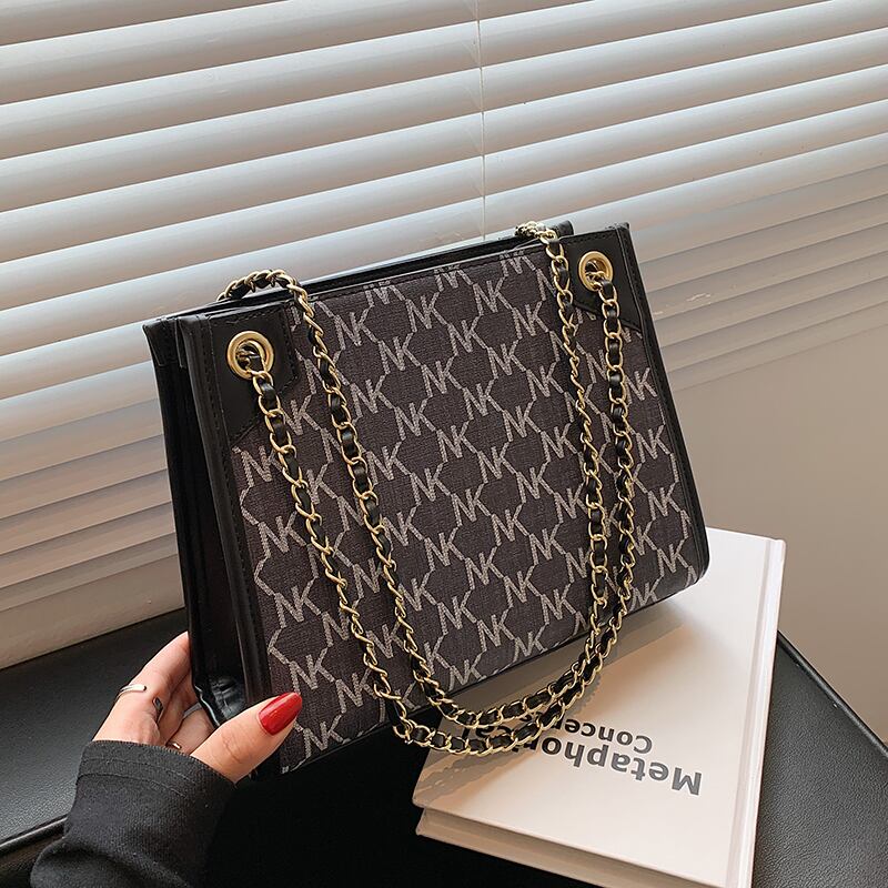 チェーン オータム 秋物 トートバッグ メッセンジャーバッグ Tiancai_Wing_Bag52391156481