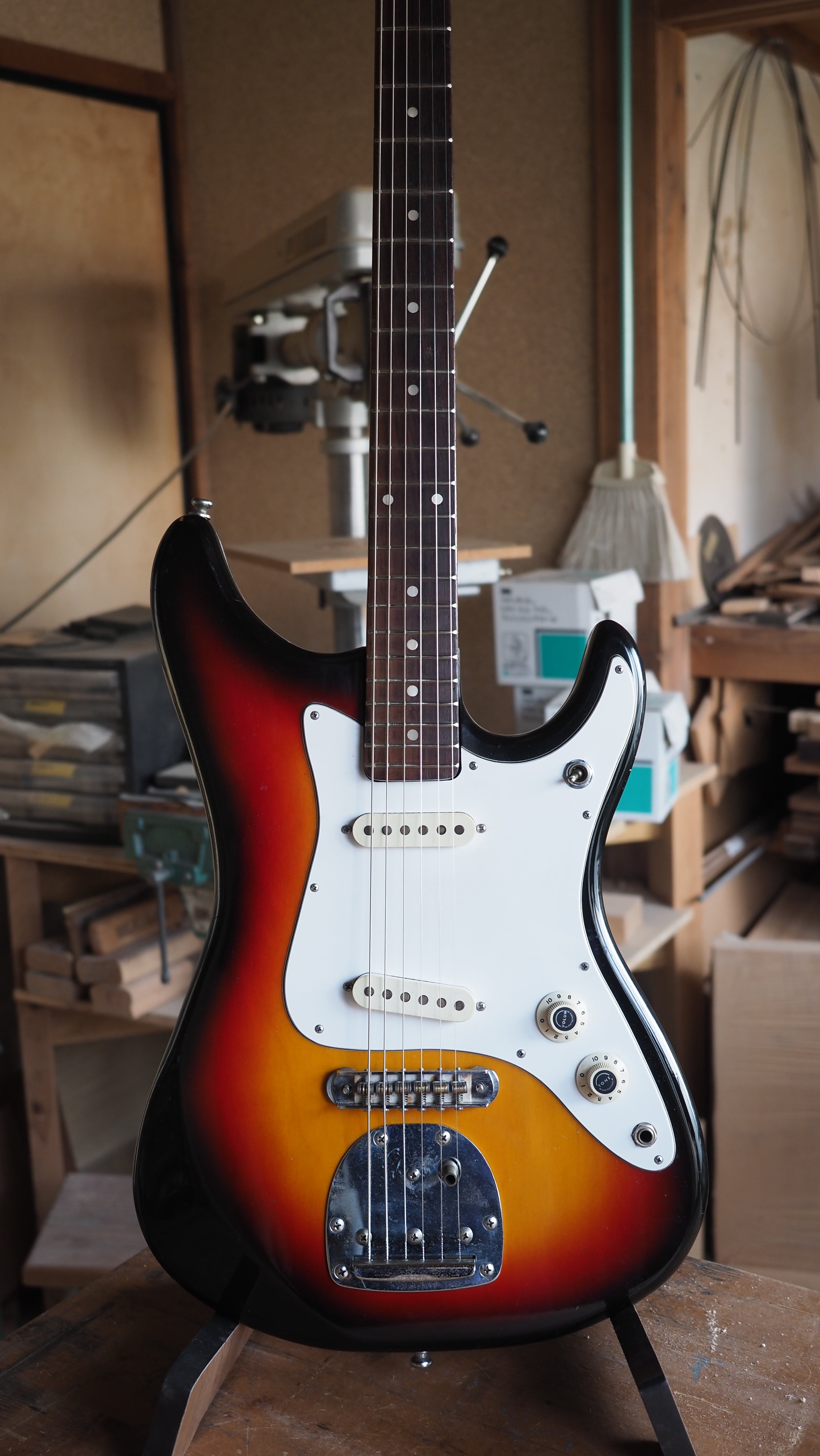 Guyatone LG-23 | Stone Free