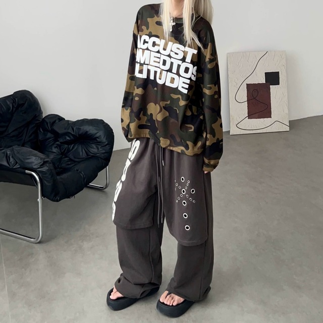 フェイクレイヤードロゴアイレットボリュームスウェットパンツ 1col R02816