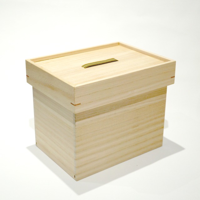桐の収納箱