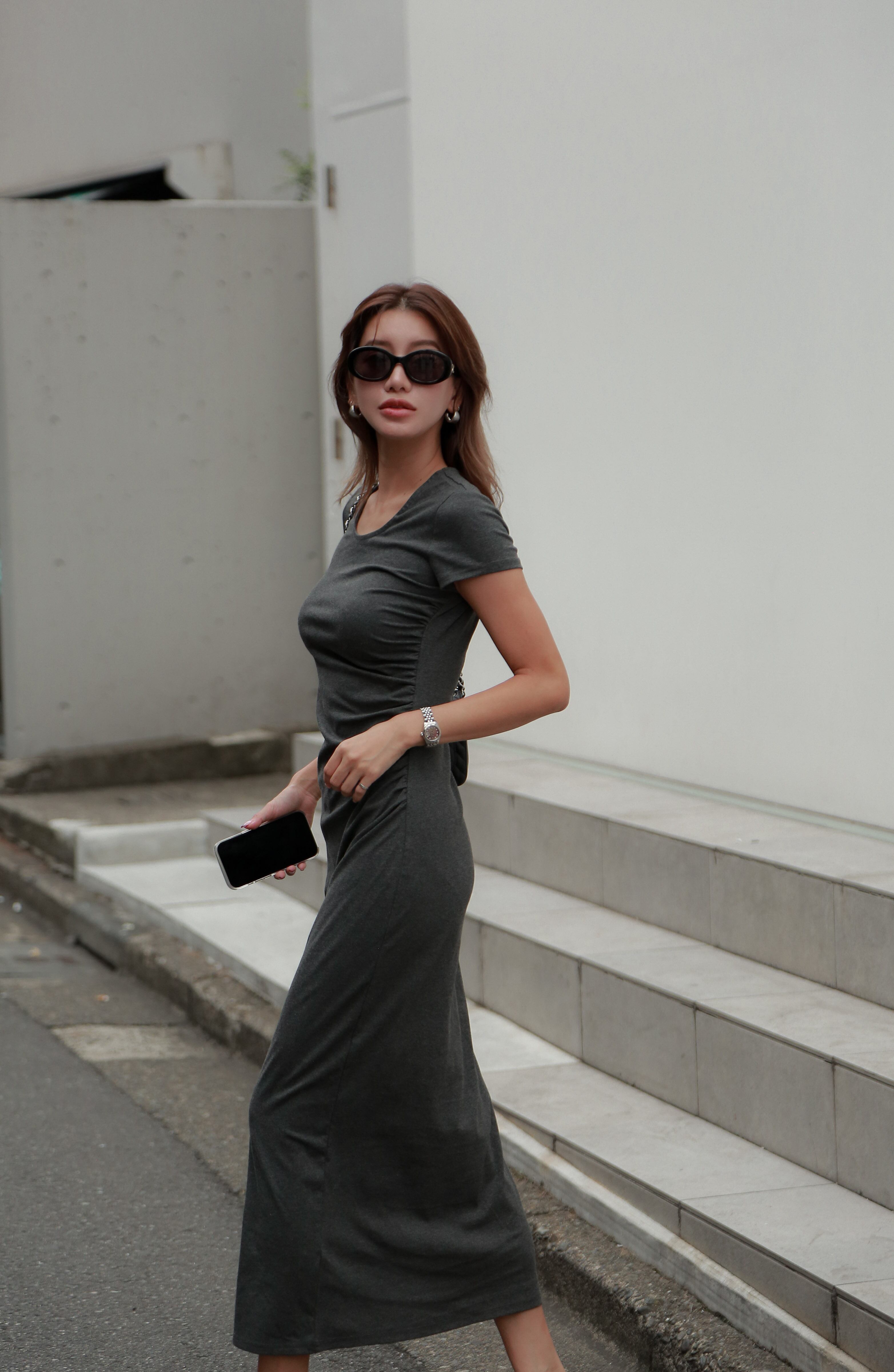 ソフトストレッチ フルイドワンピース