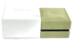 ヴァンクリーフ＆アーペル ジュエリーケース ケース　リング用　指輪用　チャーム用　指輪ケース　リングケース 箱 ボックス　BOX ヴァンクリ VanCleef&Arpels 【中古】0828z2741