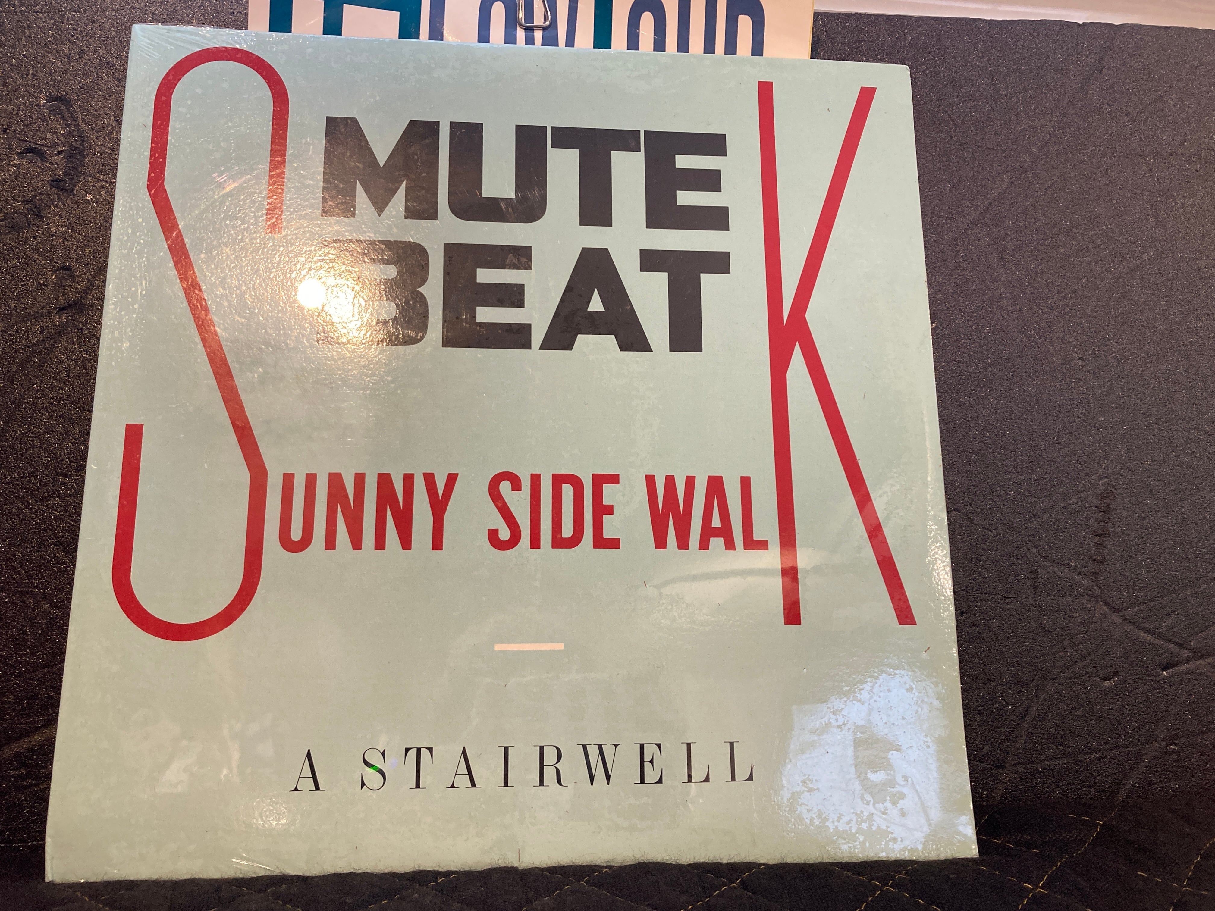 Mute Side Walk Beat Sunny – Discogs Releases ⁄ LOW Beat-Sunny