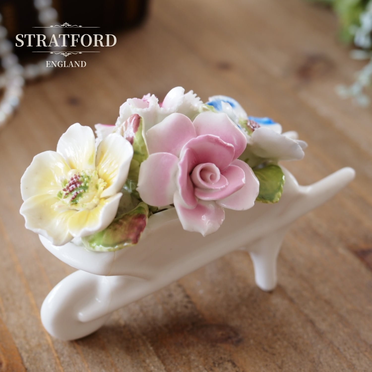英国エインズレイ Aynsley 陶花 フラワーバスケット 陶花置物 英国雑貨