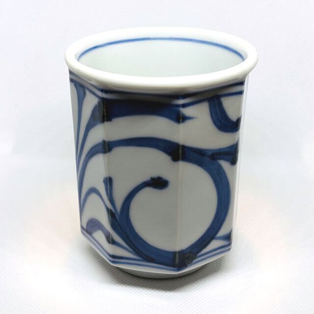 砥部焼／梅山窯】面取り湯吞・大（唐草） | 砥部焼専門店／砥部焼の浜陶
