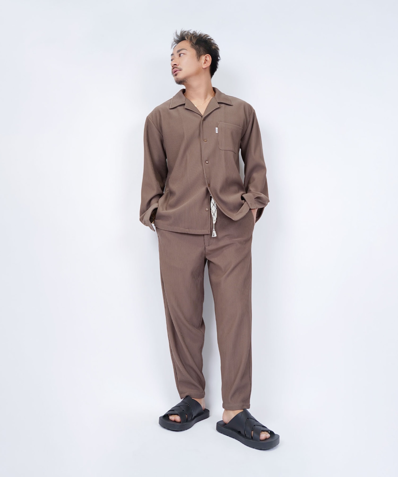 【#Re:room】STRETCH PLEATS TAPERED PANTS［REP241］