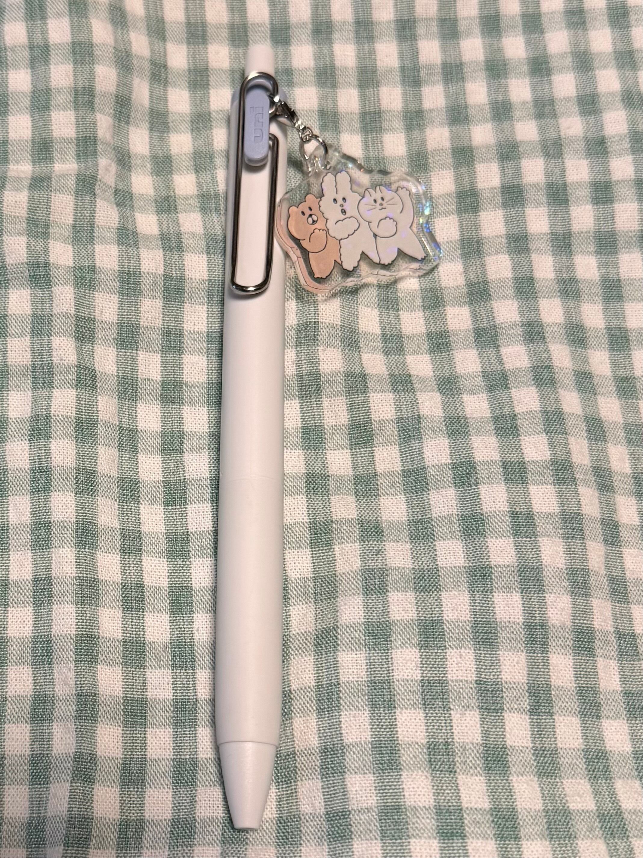 くまたちのアクリルチャーム