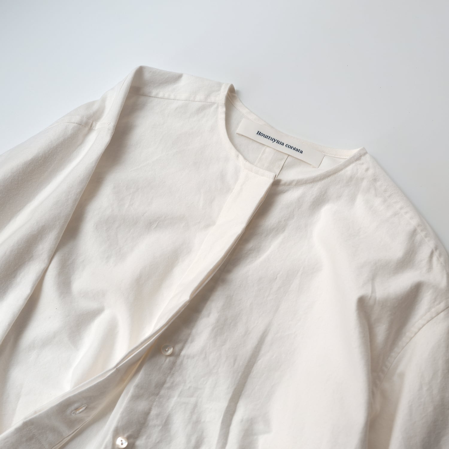 Houttuynia cordata Midday moleskin -ノーカラーブラウス 比翼仕立て-