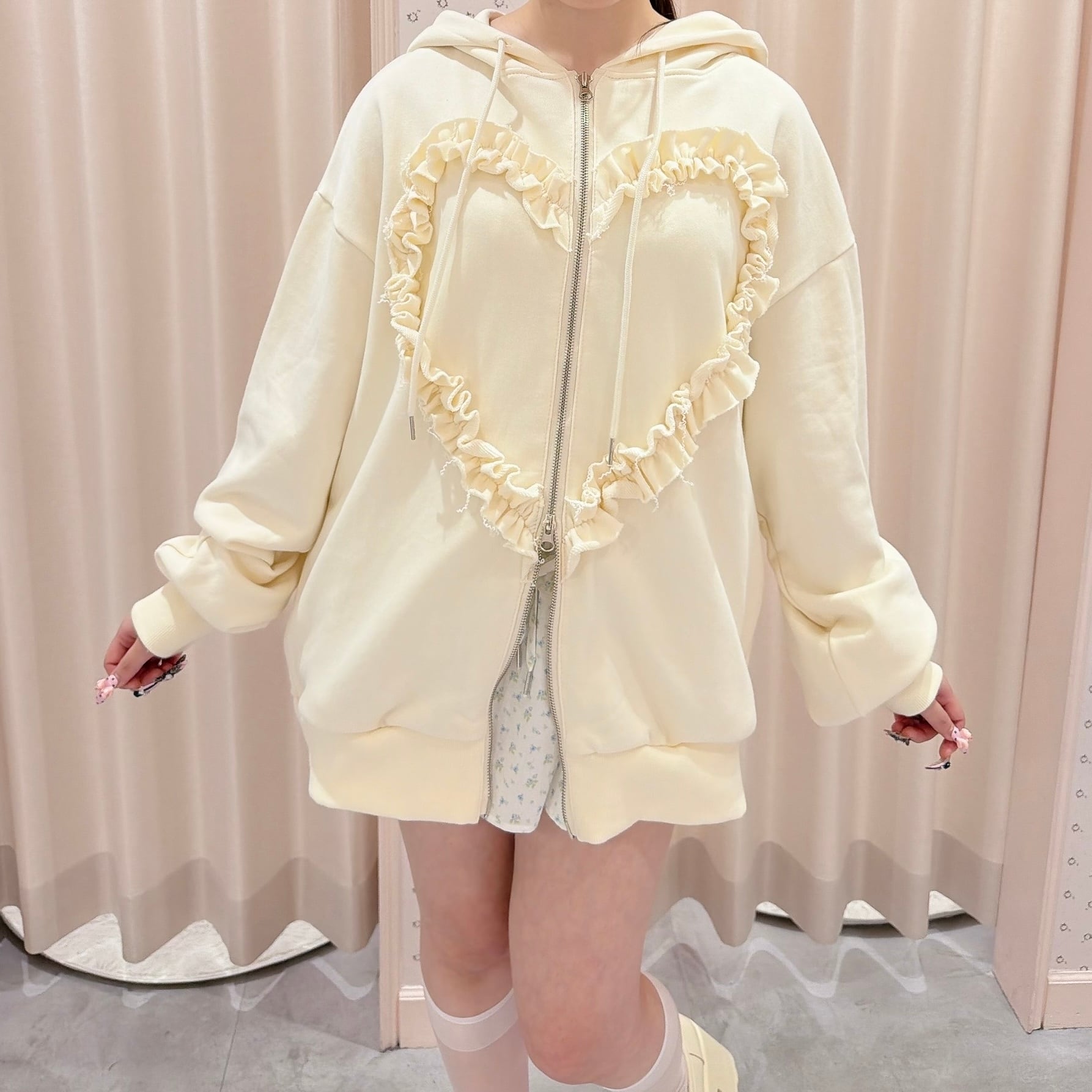 ハートフリルパーカー | lilLilly official webstore
