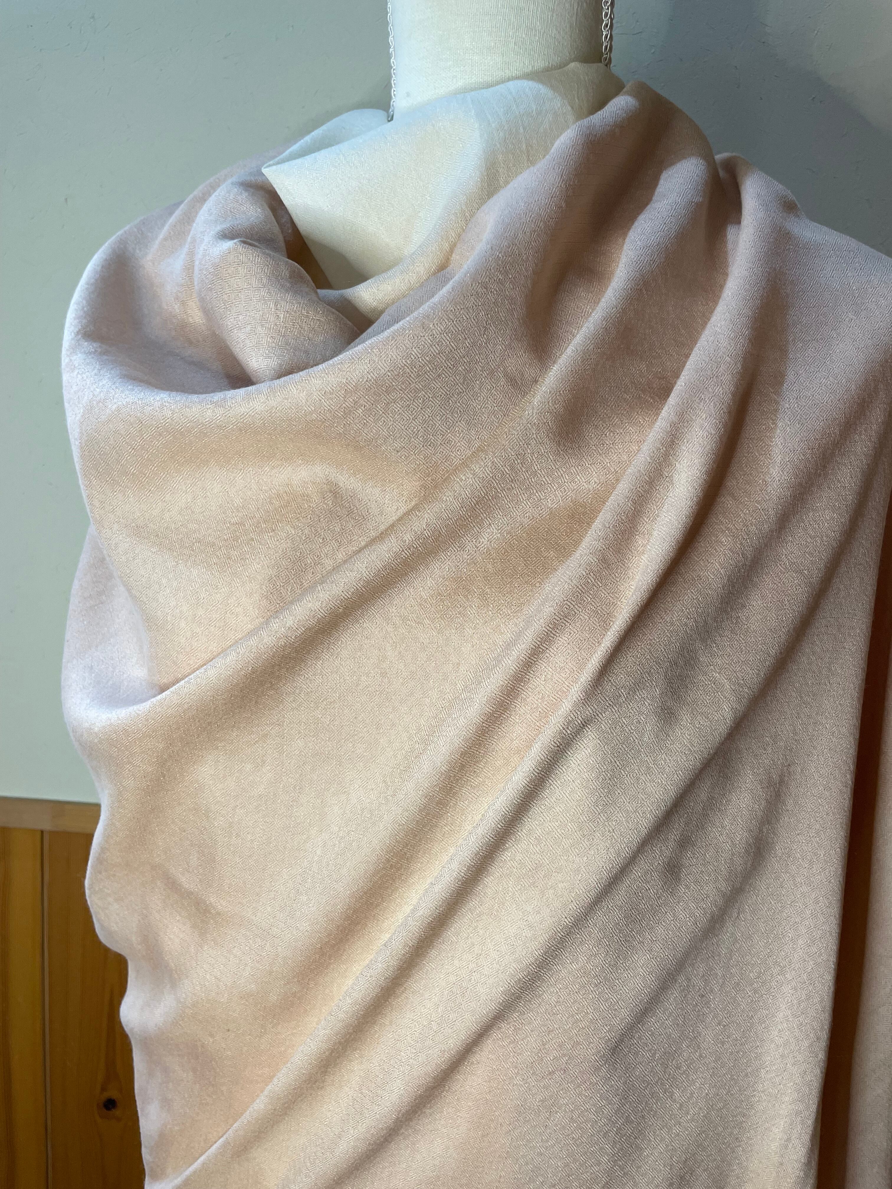 桜染め シルク＆ウール大判ストール 手織りストール