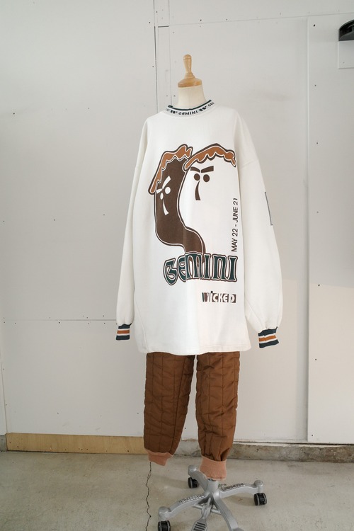 face sweatshirt(deadstock)