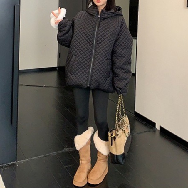 light quilted hoodie jacket　ライトキルティングフーディージャケット　J1574