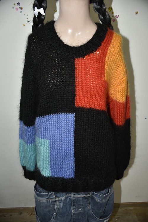 DoReMi Unique Series – Black Color Block Oversized Knit