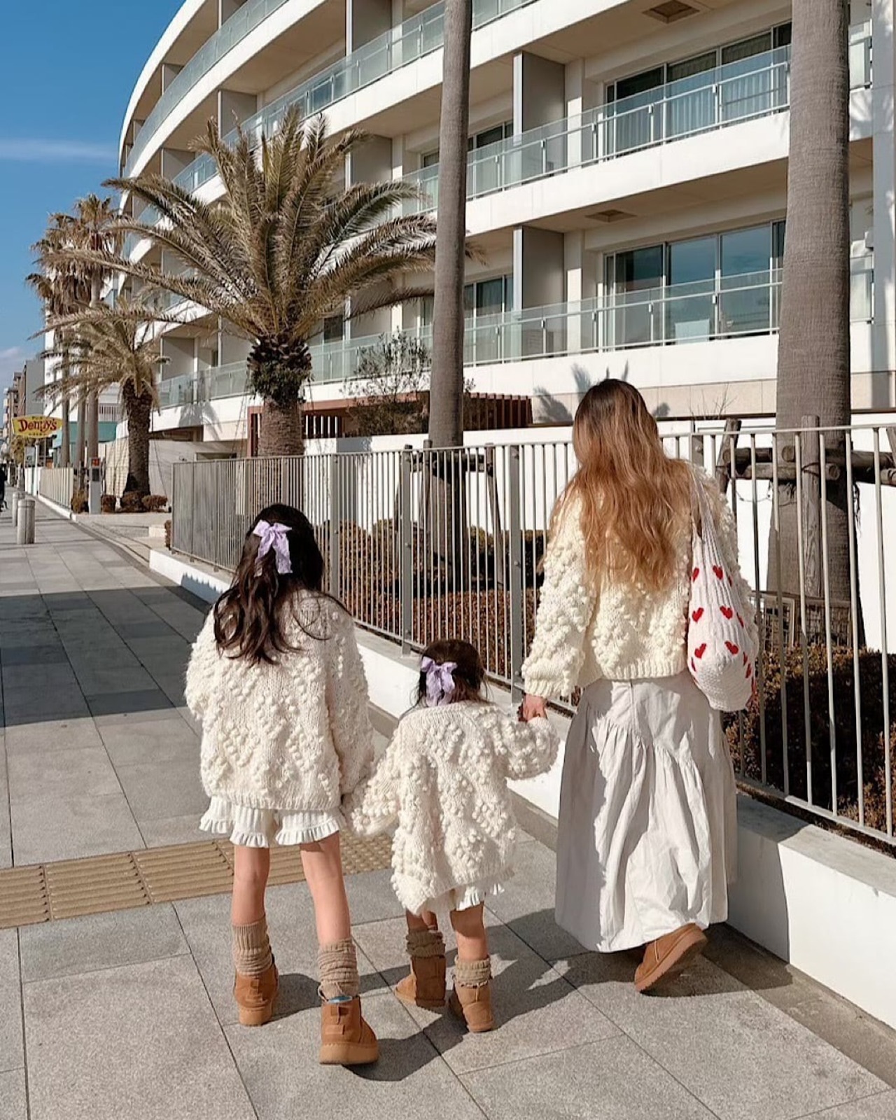 ハートポンポンニットカーディガン　アダルト