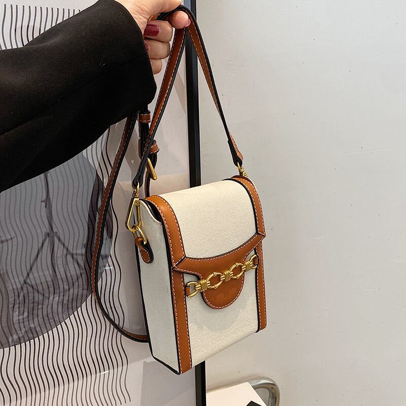 レッド メッセンジャーバッグ Tiancai_Wing_Bag96155550524