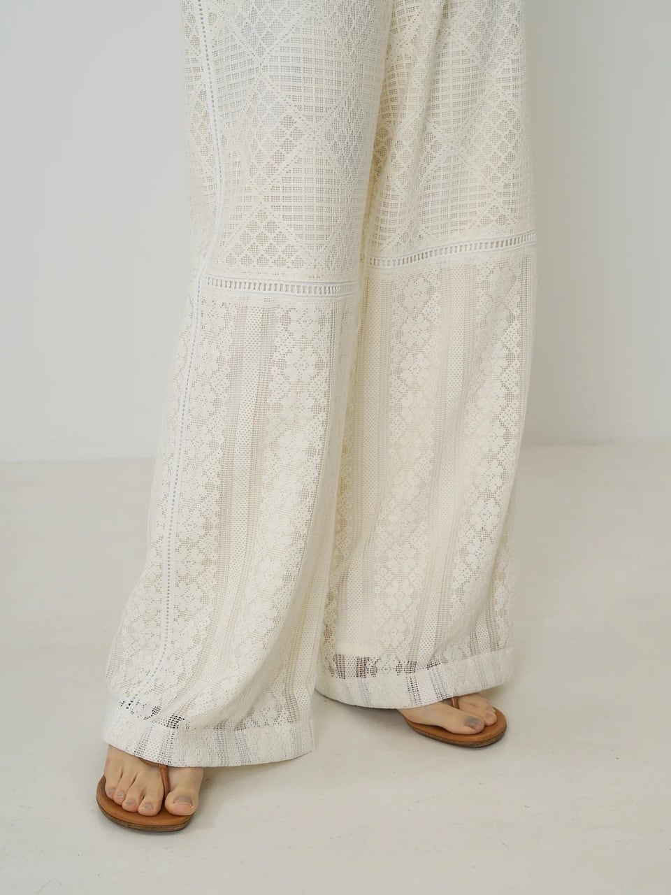 【CHIGNON】パッチワークレースパンツ　3561-051BZ