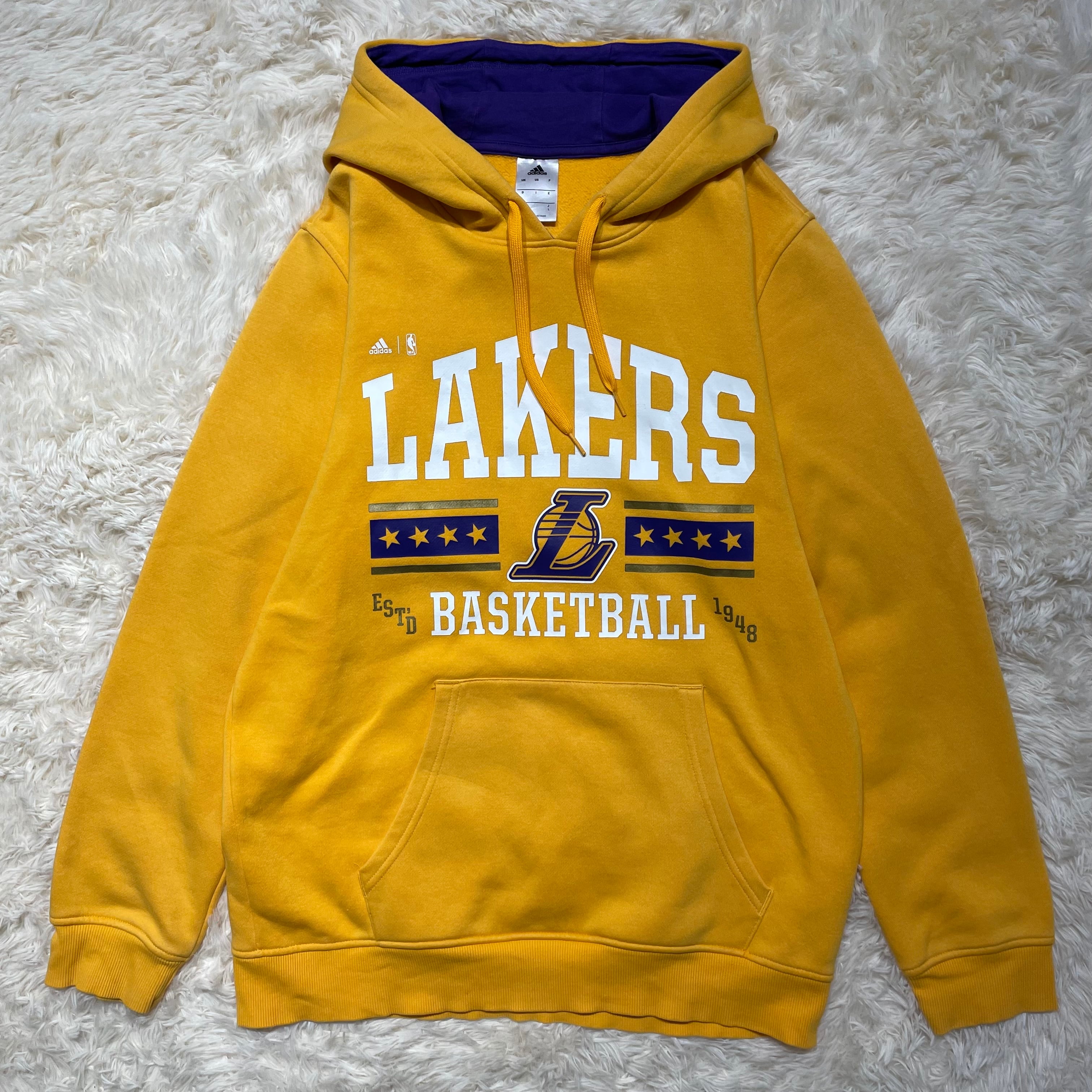 LAKERS ×アディダス プルオーバー