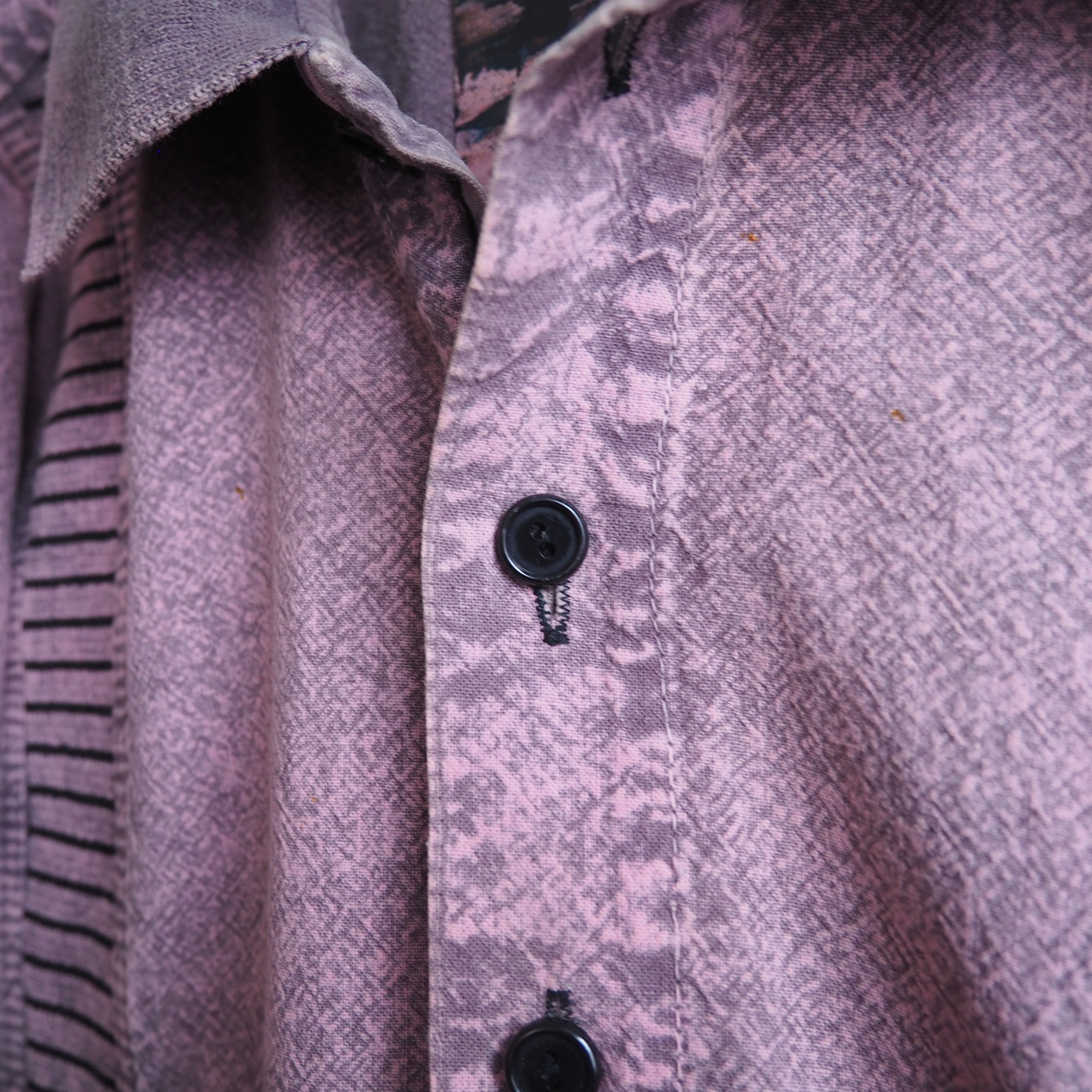 1990s Beautiful Thin pink staining vintage loose pull over shirt